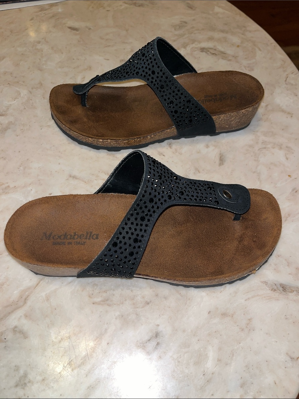 Modabella Black Rhinestone Toe‑Post Leather Sandals - Picture 3 of 6